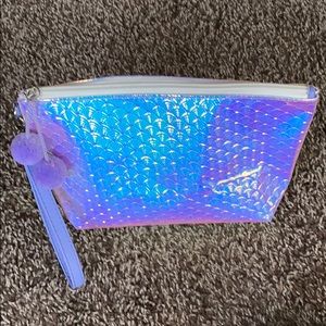 Mermaid 🧜‍♀️ luminous multipurpose bag!